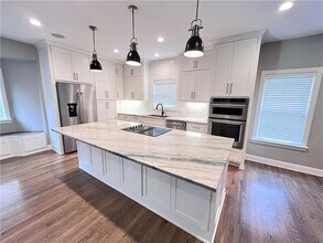 4416 W Arlington Dr in Rogers, AR - Building Photo - Building Photo