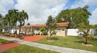 8861 SW 88th St in Miami, FL - Building Photo - Building Photo