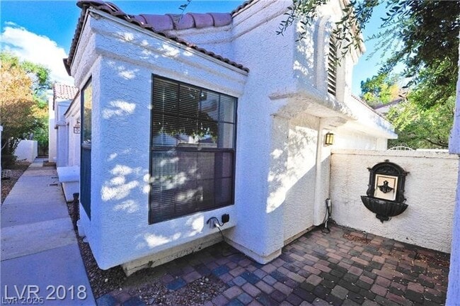 5228 Crooked River Cir in Las Vegas, NV - Foto de edificio - Building Photo