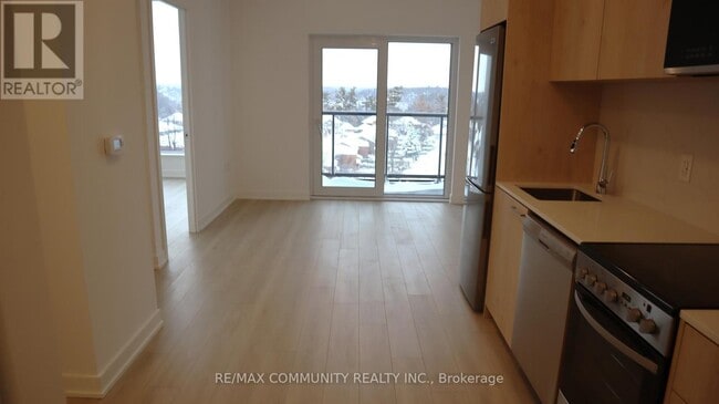 property at 7437 Kingston Rd