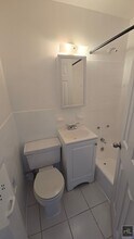EAST 61 STREET in New York, NY - Building Photo - Building Photo