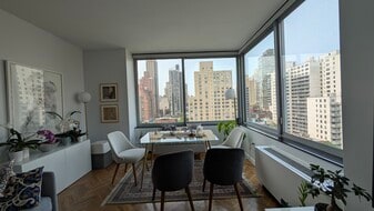 360 E 88th St, Unit 12B in New York, NY - Building Photo