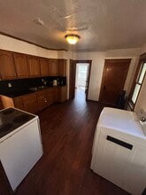 183 Hamilton St in Worcester, MA - Building Photo - Building Photo