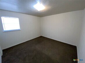 307 Sunset Ln in Copperas Cove, TX - Foto de edificio - Building Photo