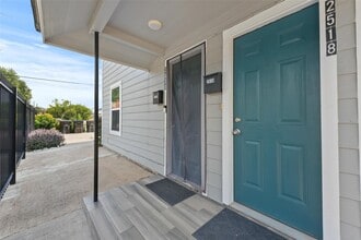2518 Anita St in Houston, TX - Building Photo - Building Photo