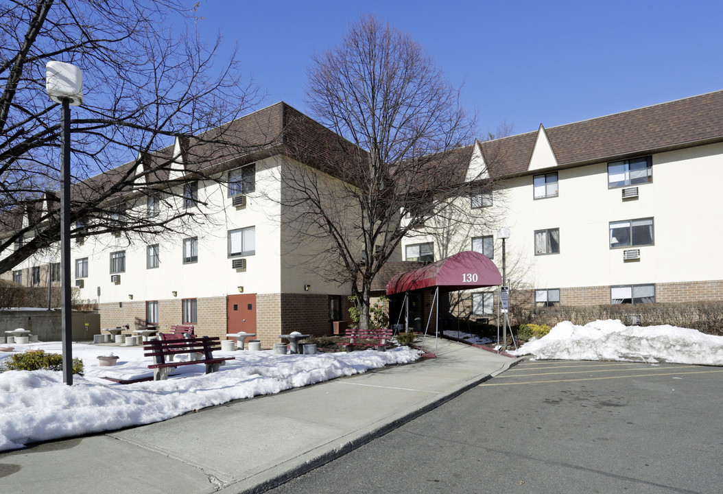 Highview Terrace in Passaic, NJ - Building Photo