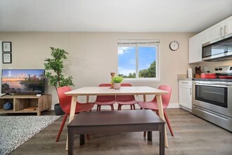 2324 Garfield St-Unit -1 in Hollywood, FL - Building Photo - Building Photo