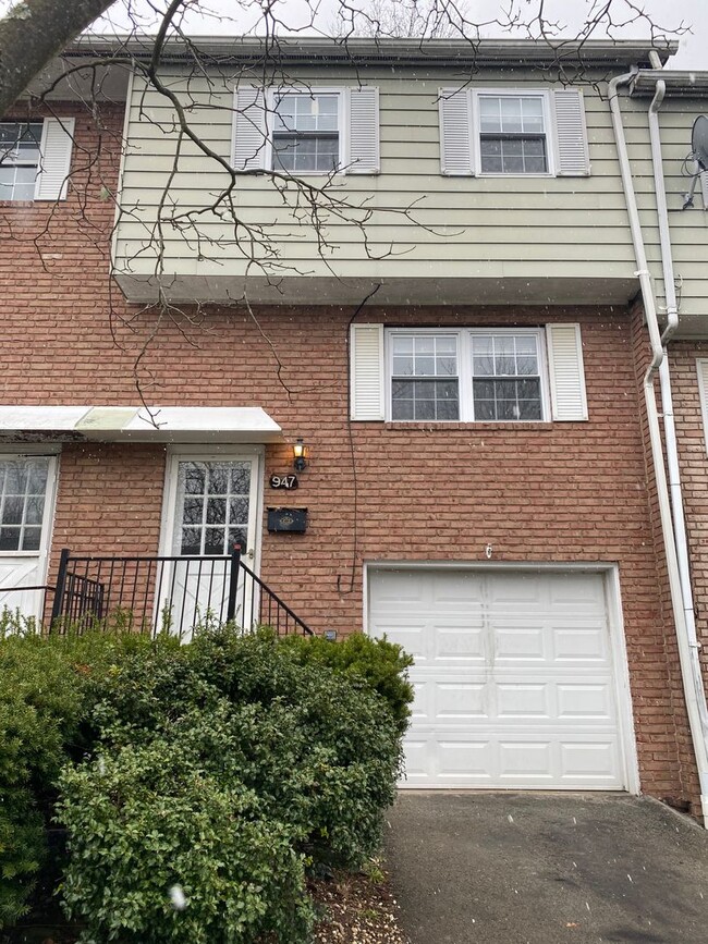 property at 947 Academy Heights Dr
