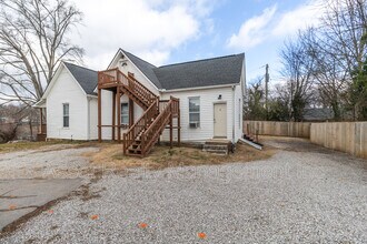 226 Lynnwood Dr in Knoxville, TN - Building Photo - Building Photo