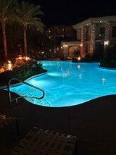 5450 E Deer Valley Dr, Unit TOSCANA condominiums in Phoenix, AZ - Foto de edificio - Building Photo