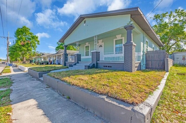 property at 3101 N 15th St
