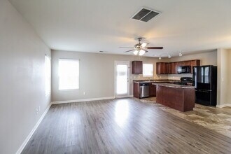 22 Everett Cir SE in Cartersville, GA - Building Photo - Building Photo