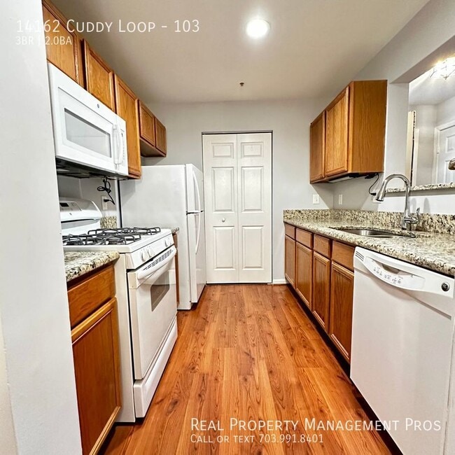 14162 Cuddy Loop in Woodbridge, VA - Building Photo - Building Photo