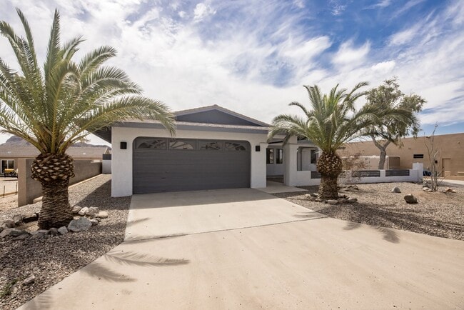 3062 Shoshone Dr in Lake Havasu City, AZ - Building Photo - Building Photo
