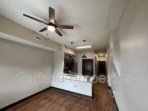 73 W Main St in Pulaski, VA - Building Photo - Building Photo