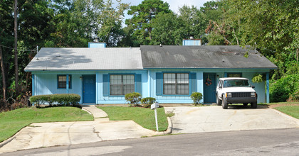 700 Pointe Ct in Tallahassee, FL - Building Photo - Building Photo