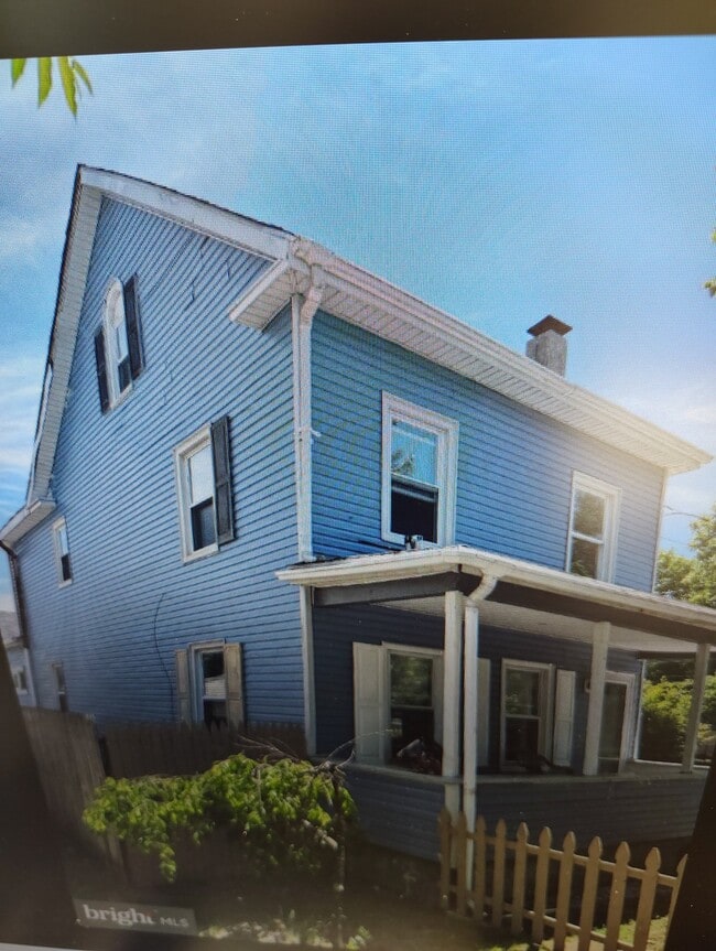 property at 501 N 4th St.