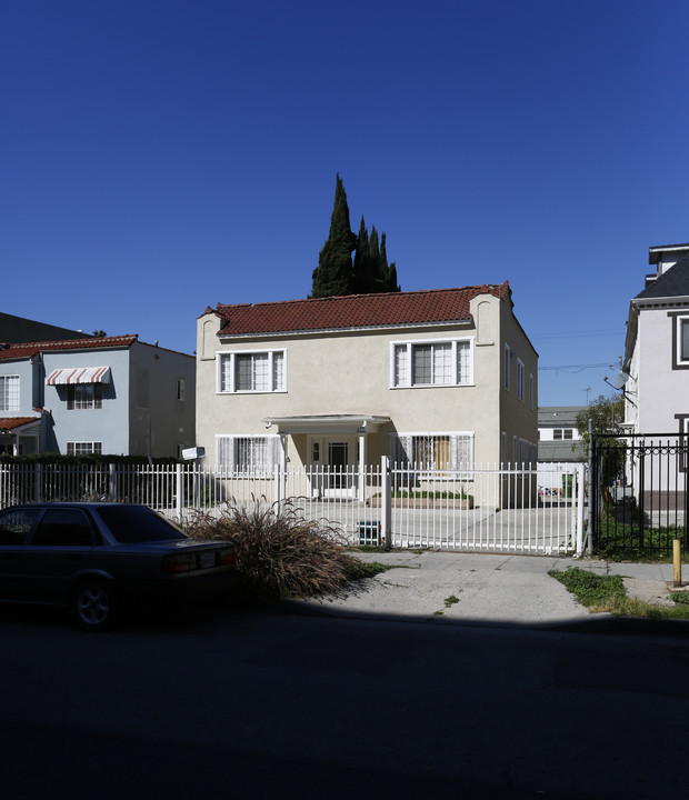 841 Fedora St in Los Angeles, CA - Building Photo