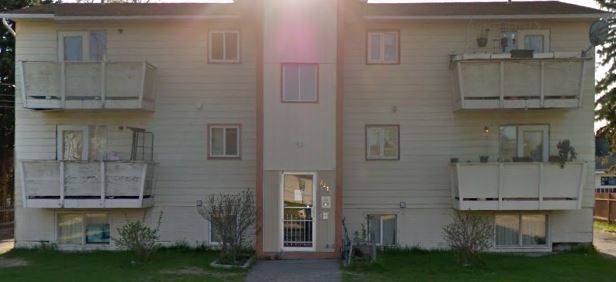property at 2212 Redwood St