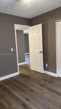 617 Ixoria Ave in Fort Pierce, FL - Building Photo - Building Photo