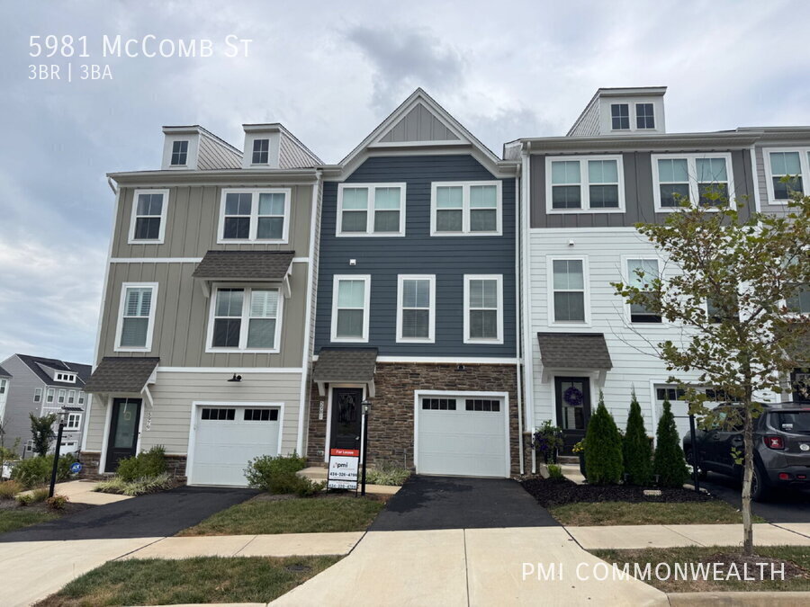 5981 McComb St in Crozet, VA - Building Photo