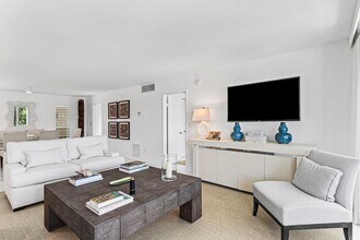 227 Australian Ave in Palm Beach, FL - Building Photo - Building Photo