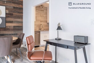 801 Middlefield Rd in Palo Alto, CA - Building Photo - Building Photo