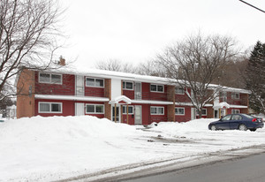 Jay Ridge Village Apartments