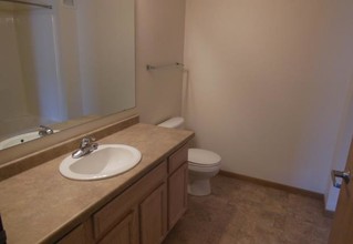 Harbor Homes in Moorhead, MN - Building Photo - Building Photo