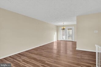 6812 Pepper St in Capitol Heights, MD - Building Photo - Building Photo