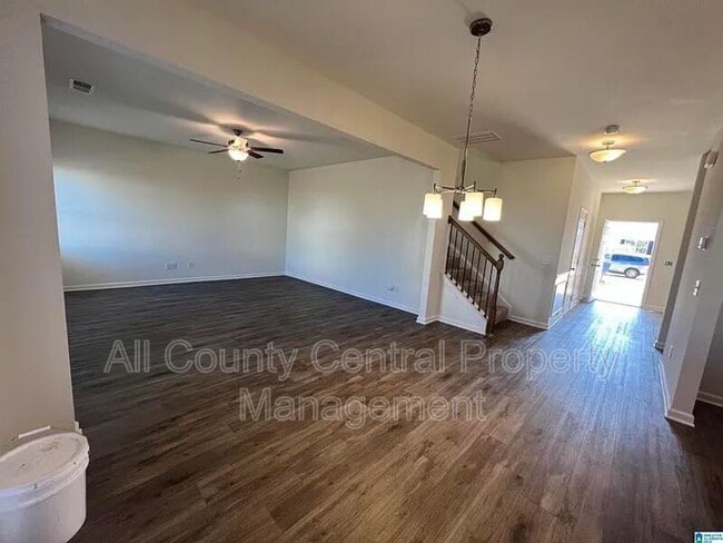 887 Ridgeway Ave in Columbiana, AL - Building Photo - Building Photo