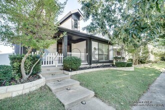 1217 Charleston Ln in Savannah, TX - Building Photo - Building Photo
