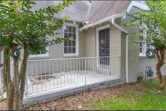 2405 College St in Montgomery, AL - Foto de edificio - Building Photo
