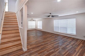 1110 Faircrest Dr in Austin, TX - Building Photo - Building Photo