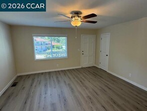 1500 Carmel Dr in Walnut Creek, CA - Building Photo - Building Photo