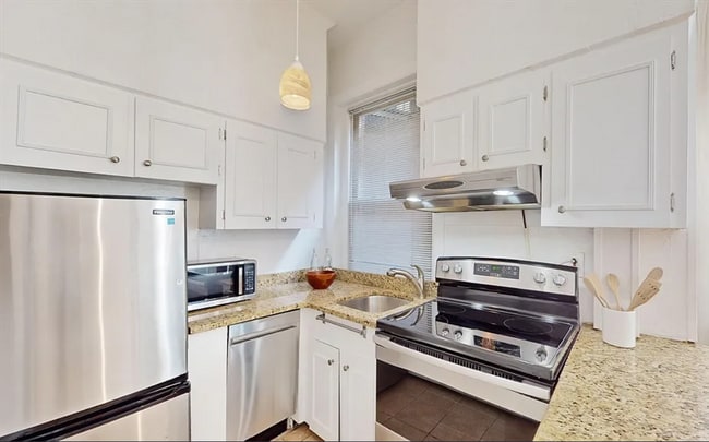 30 Pinckney St, Unit 30 Pinckney Street in Boston, MA - Building Photo - Building Photo