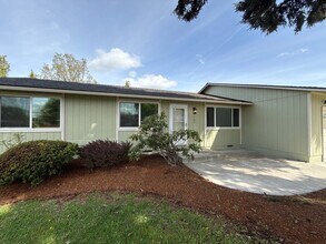 1507 Freeman Ct NE in Keizer, OR - Building Photo - Building Photo