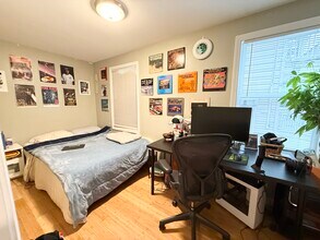 110 Chester St, Unit 1 in Boston, MA - Foto de edificio - Building Photo
