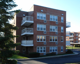 Fairfield House Condo in Greenwich, CT - Foto de edificio - Building Photo