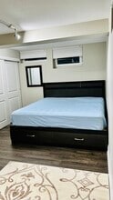 17 Eleanor Dr in Ottawa, ON - Building Photo - Building Photo