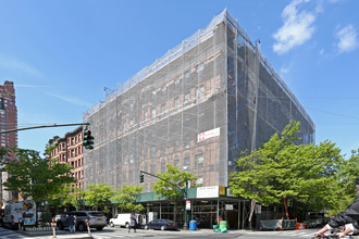 Endicott Apartments in New York, NY - Building Photo - Building Photo