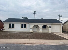 1808 N 66th Ave in Phoenix, AZ - Building Photo