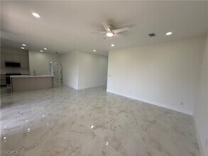 1409 NW 21st Ct in Cape Coral, FL - Building Photo - Building Photo