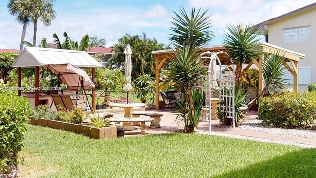 53 Coventry C in West Palm Beach, FL - Building Photo - Building Photo