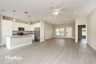 140 Warwick St SE in Palm Bay, FL - Building Photo - Building Photo