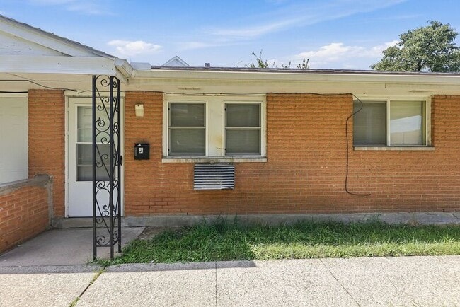 property at 2646 Home Ave