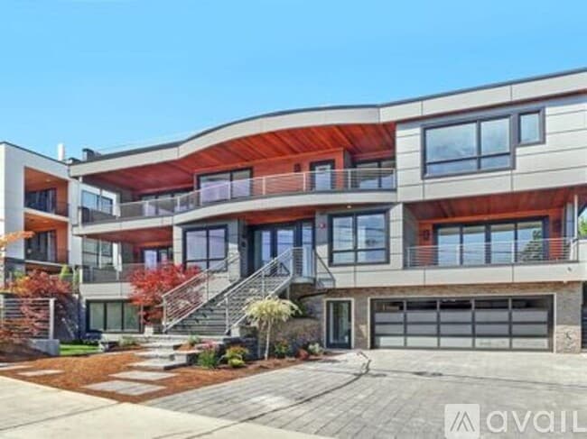 216 5th Ave in Kirkland, WA - Building Photo - Building Photo