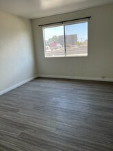 4417 Avalon Blvd-Unit -4 in Los Angeles, CA - Building Photo - Building Photo