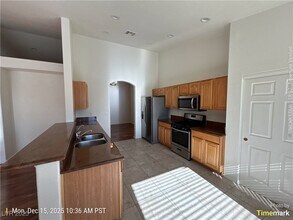 11165 Shadow Nook Ct in Las Vegas, NV - Building Photo - Building Photo