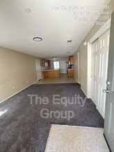 2104 W Lark Ave in Visalia, CA - Building Photo - Building Photo
